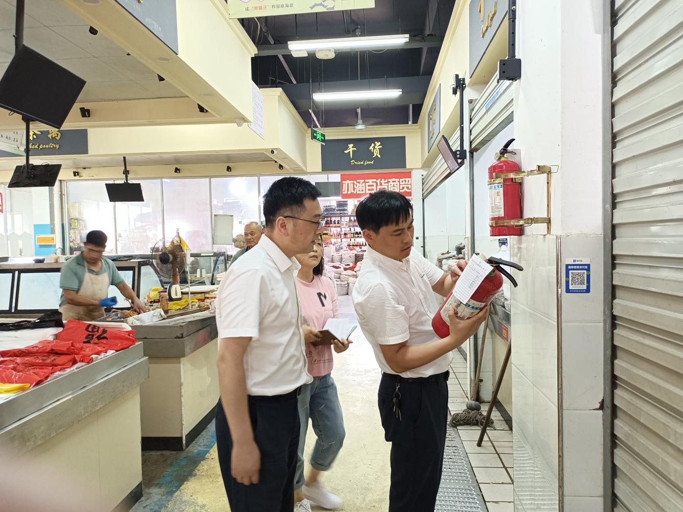 管好“菜籃子”，守護(hù)“大民生”國資運營公司開展菜市場大巡查